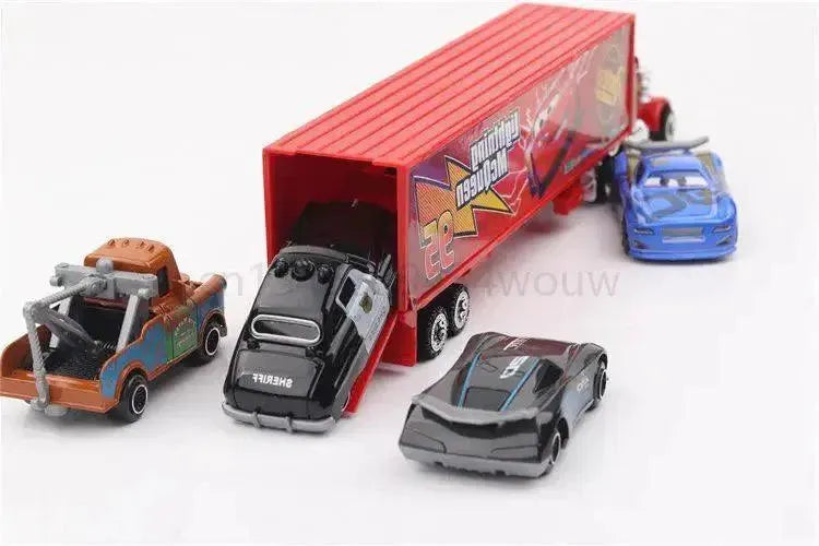 Kit Carros Relâmpagos McQueen com Caminhão